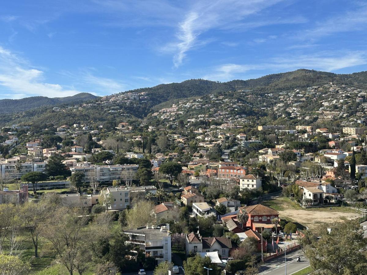 My Resid Appart Cannes Vue Marina Et Vue Montagne Mandelieu Kültér fotó